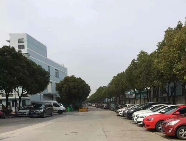 G2387上海青浦工业园区104地块 1万平方米厂房 大房东低价出租 可分割 