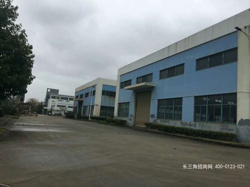 G2459 浦东万祥工业区104标准 单层火车头厂房出租 无立柱 2800平带精装办公楼出租