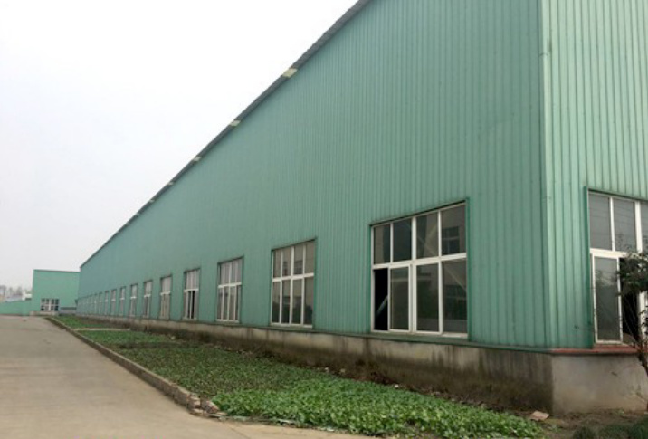 A8377  江苏省扬州市（高邮市三垛镇）4万平方米带行车厂房 出租出售 出租可分租