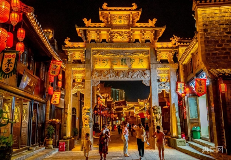 聚焦“旅游两会” 贵州铜仁打造中南门历史文化旅游区